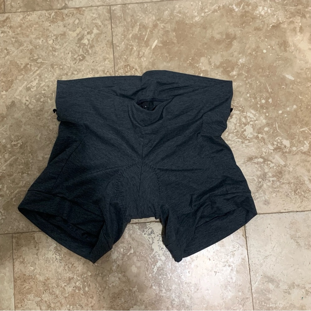Specialized padded bike shorts Womens large